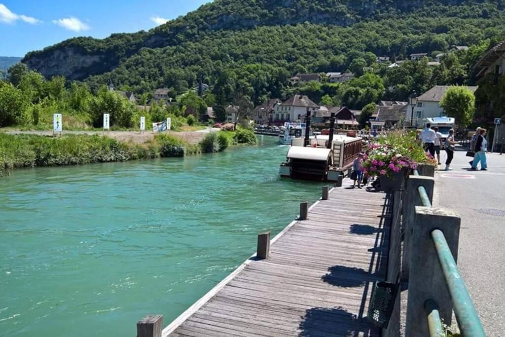 Le Portougais, chalet à Chanaz, la petite Venise savoyarde Exterior foto